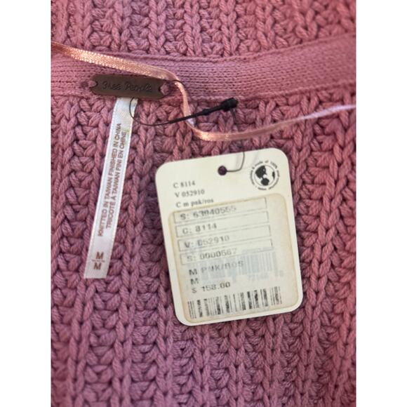 Free People Swim Too Deep Cardigan size M Pink Button Chunky Slouchy Sweater NWT - Picture 4 of 7